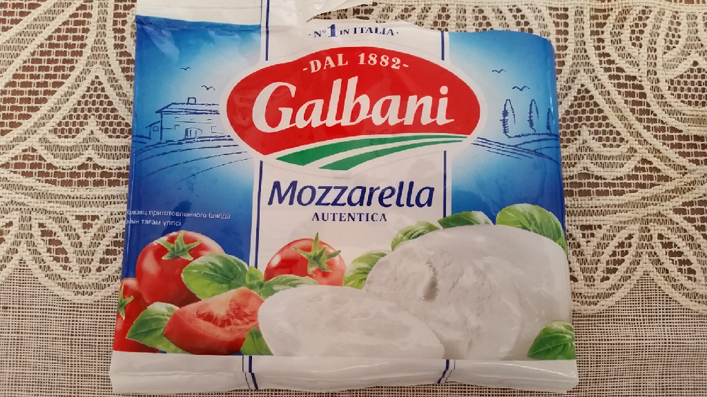 Моцарелла (mozzarella) — состав, калорийность сыра, польза, вред, вино к сыру — cheezu