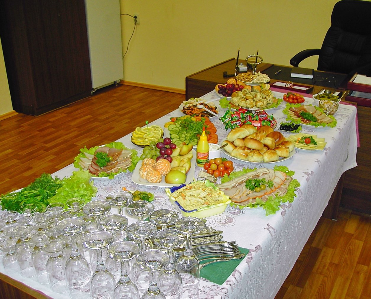 Накрывай поляну что значит