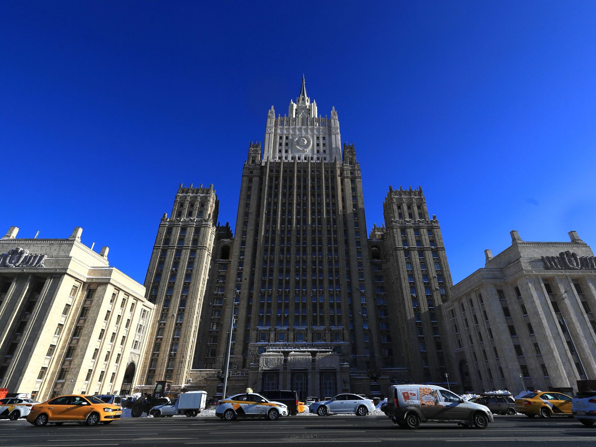 Министерство иностранных дел: задачи, функции и структура