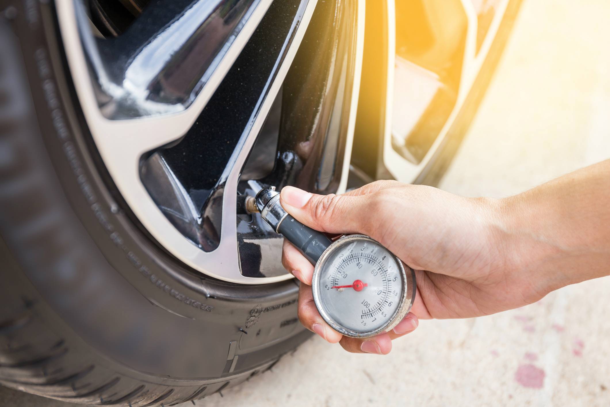 Low tire pressure light on but tires are fine - tireer